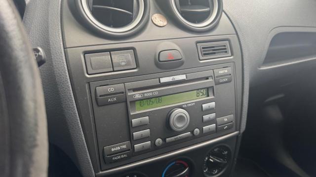 Ford Fiesta image 6
