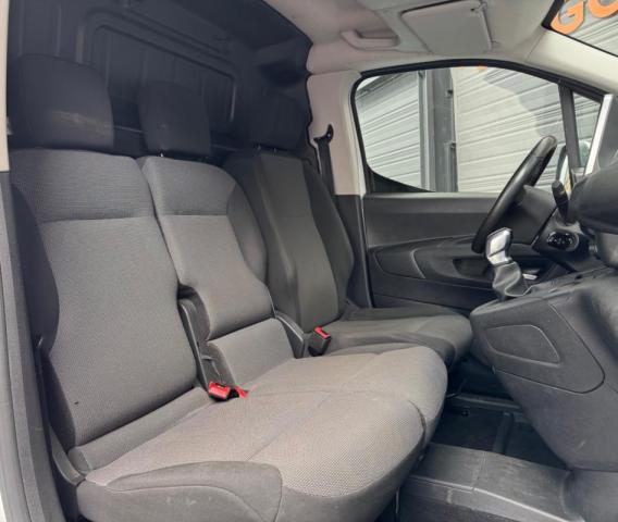Opel Combo image 8
