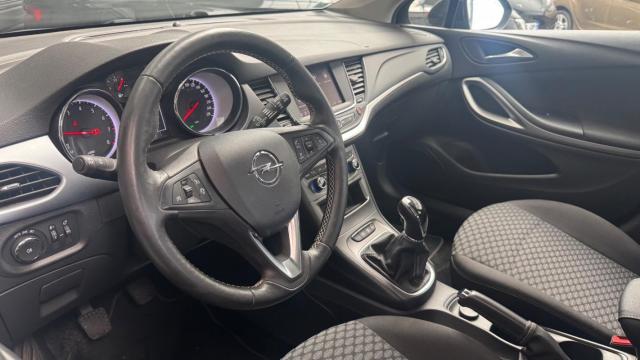 Opel Astra image 4