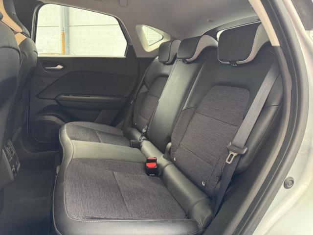 Renault Captur image 7