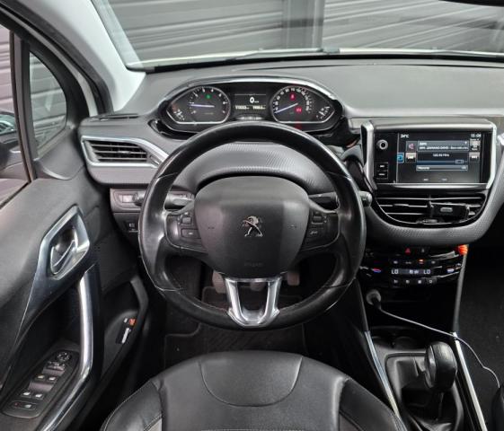 Peugeot 2008 image 4
