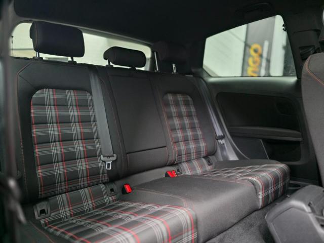 Volkswagen Golf image 3