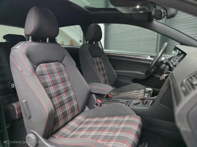 Volkswagen Golf image 6