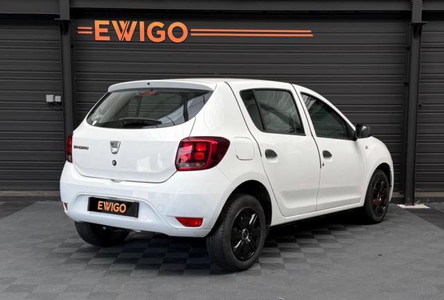 Dacia Sandero image 2