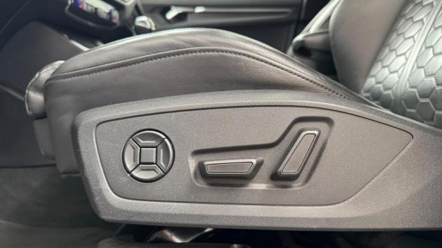 Audi Rs Q3 image 4