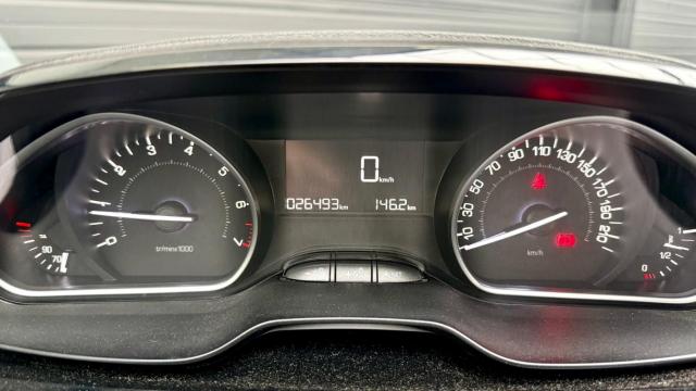 Peugeot 208 image 3