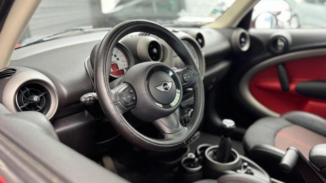 Mini Countryman image 2