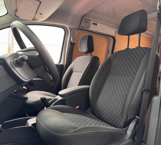 Renault Kangoo image 7