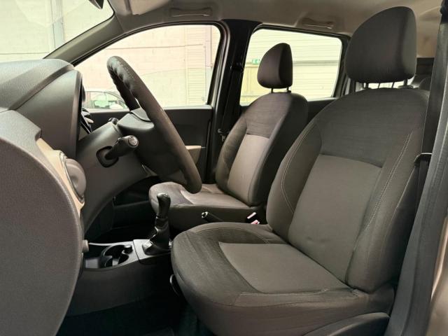 Dacia Lodgy image 8