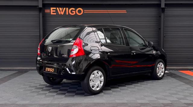 Dacia Sandero image 1