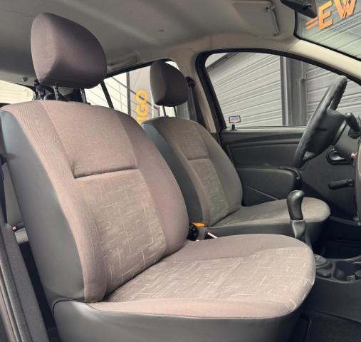 Dacia Sandero image 2