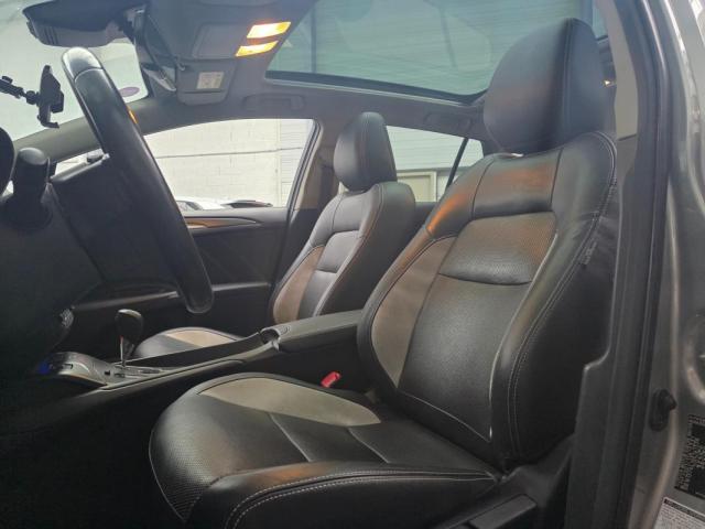 Toyota Avensis image 4
