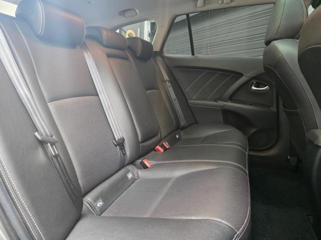 Toyota Avensis image 5
