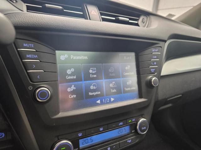 Toyota Avensis image 9