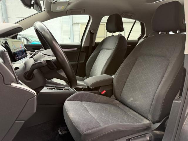Volkswagen Golf image 9