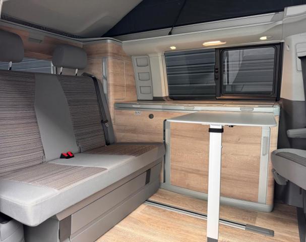 Volkswagen California image 7