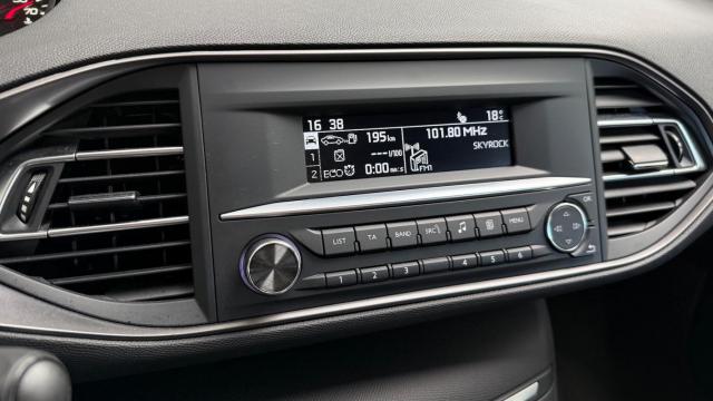 Peugeot 308 image 6