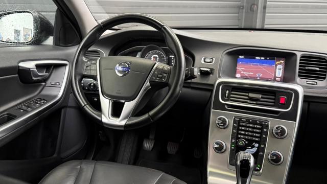 Volvo V60 image 4