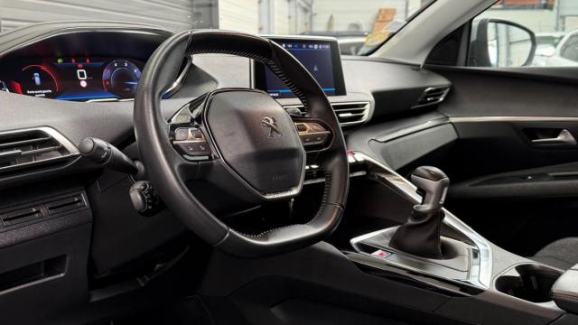 Peugeot 3008 image 9