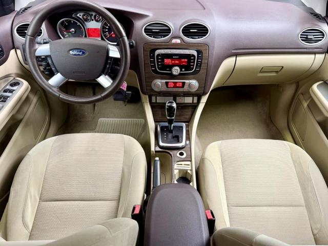 Ford Focus image 3
