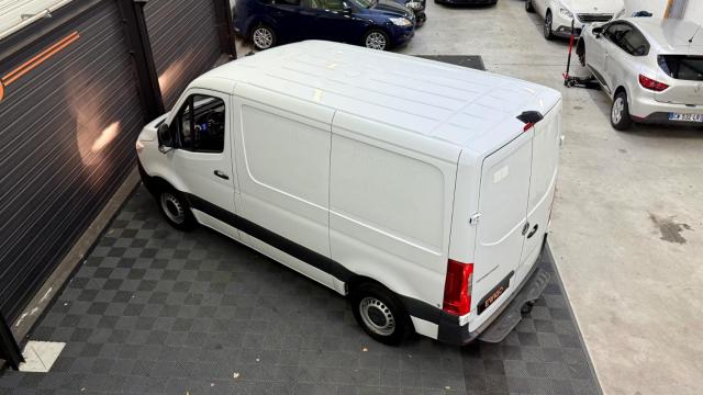 Mercedes Benz Sprinter image 7