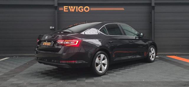 Skoda Superb image 2