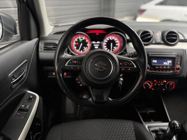 Suzuki Swift image 8