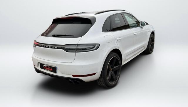Porsche Macan image 8