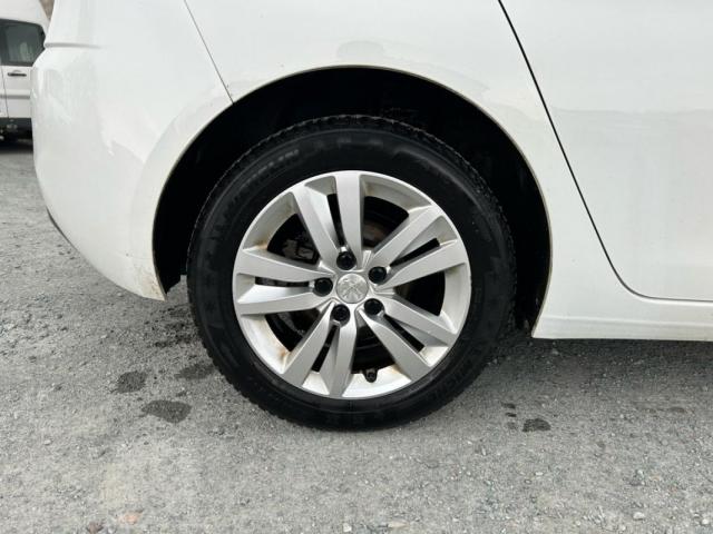 Peugeot 308 image 6