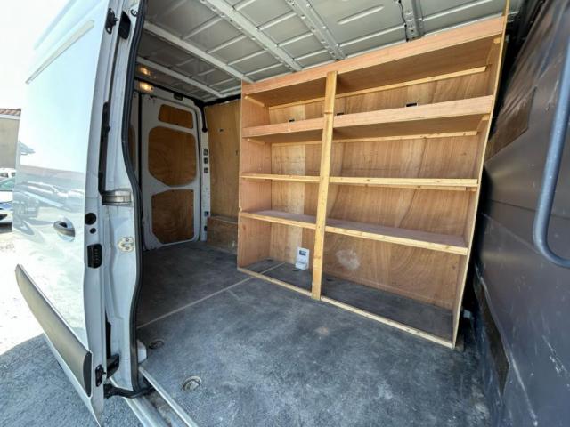 Mercedes Benz Sprinter image 2