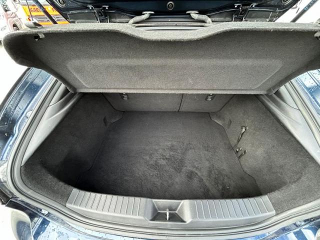 Mazda 3 image 4