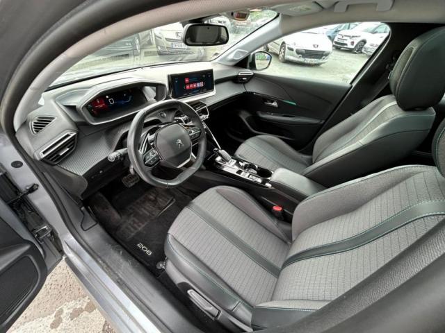 Peugeot 208 image 5