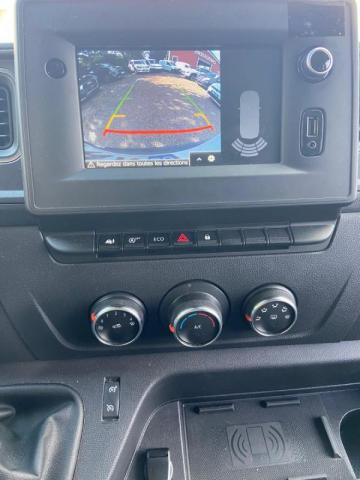 Renault Master image 7