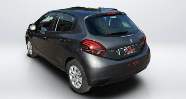 Peugeot 208 image 8