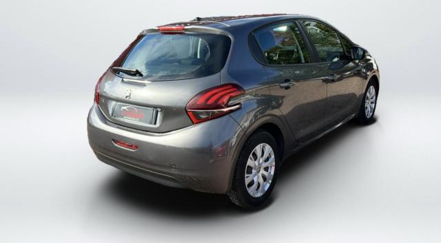 Peugeot 208 image 3