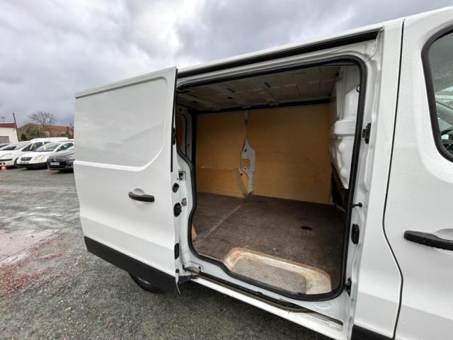 Renault Trafic image 4