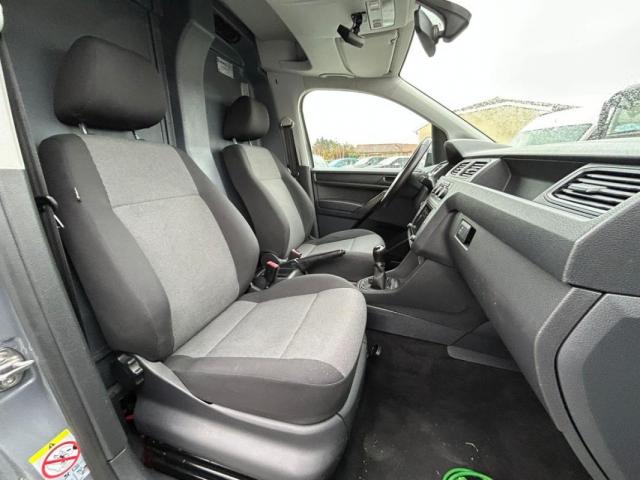 Volkswagen Caddy Van image 1