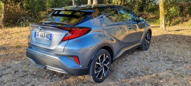 Toyota C-Hr image 6