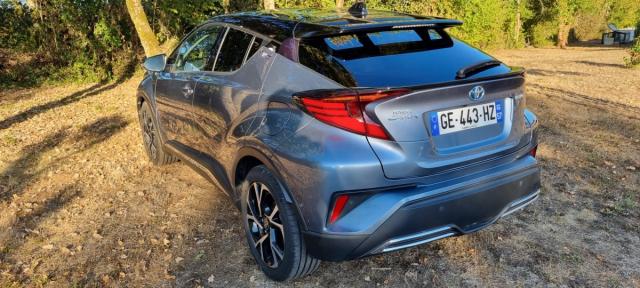 Toyota C-Hr image 1
