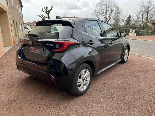 Mazda 2 image 2