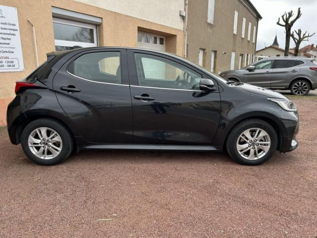 Mazda 2 image 9