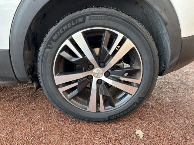 Peugeot 3008 image 1