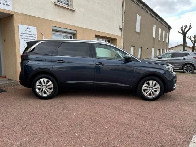 Peugeot 5008 image 9