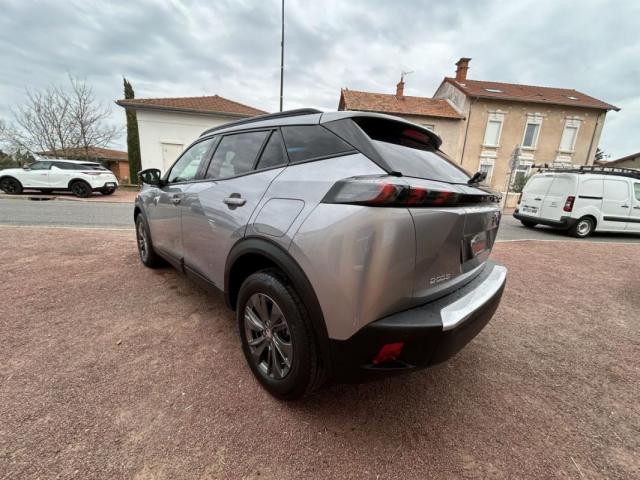 Peugeot 2008 image 9