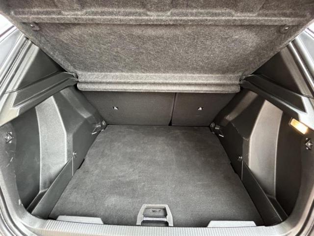 Peugeot 2008 image 7