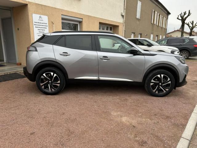 Peugeot 2008 image 2