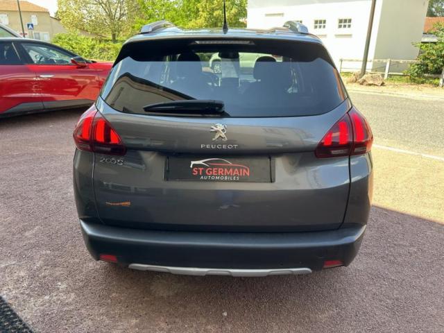 Peugeot 2008 image 8