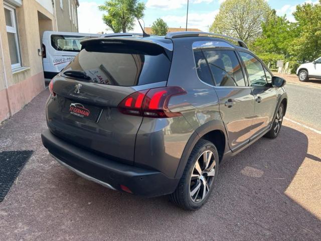 Peugeot 2008 image 1