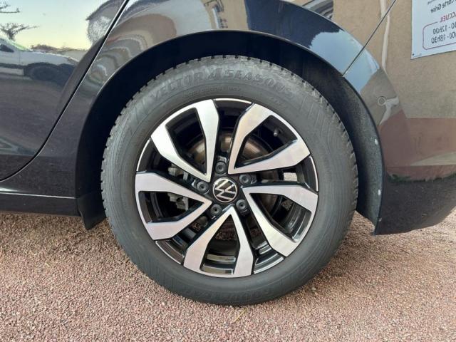 Volkswagen Golf image 8