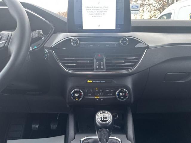 Ford Kuga image 7